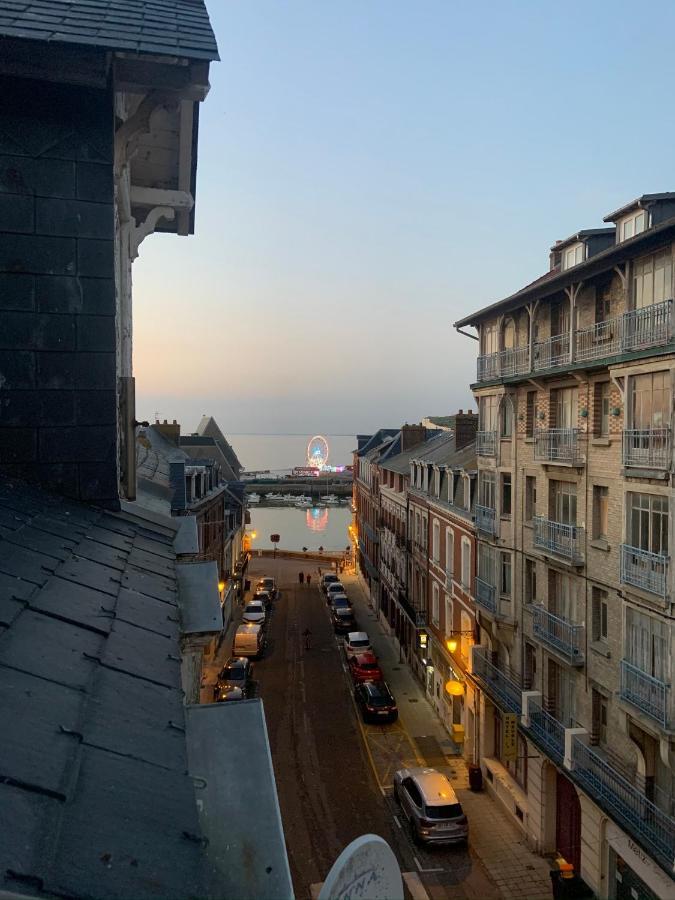 Apartmán Le Lion D Or Le Tréport Exteriér fotografie
